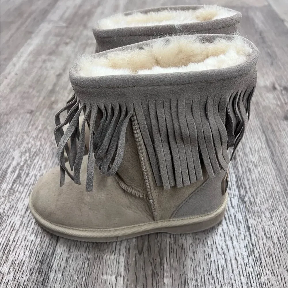 Koolaburra By UGG Kids Short Fringe Boots